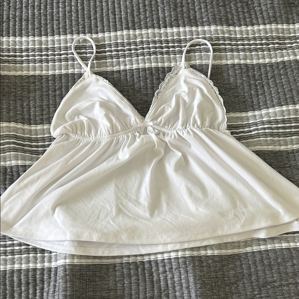 Elegant White Lace Trimmed Women's Top